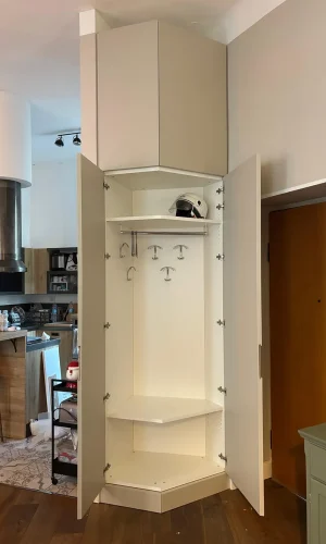 armadio tutta altezza milano